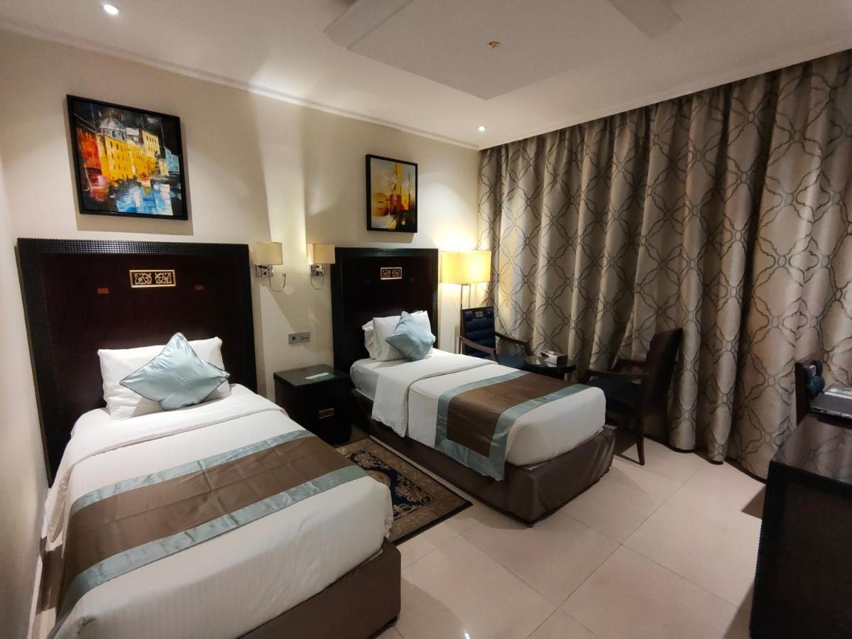 Smana Hotel Al Raffa Dubai Exterior foto