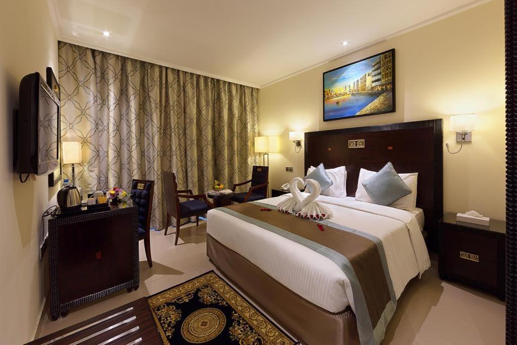 Smana Hotel Al Raffa Dubai Exterior foto