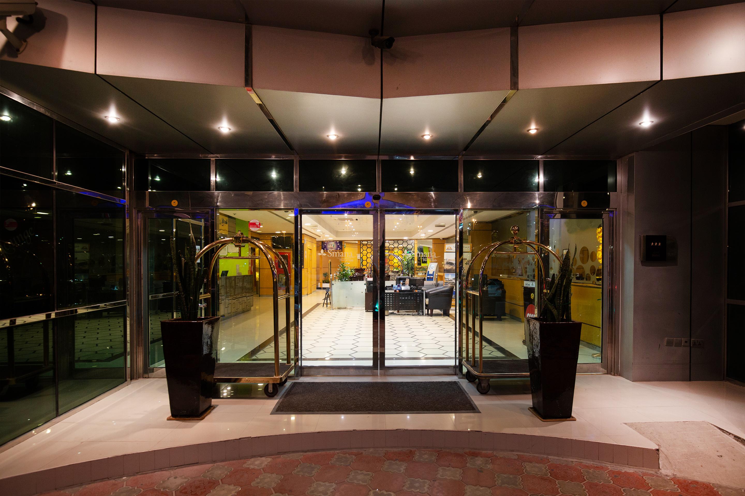 Smana Hotel Al Raffa Dubai Exterior foto