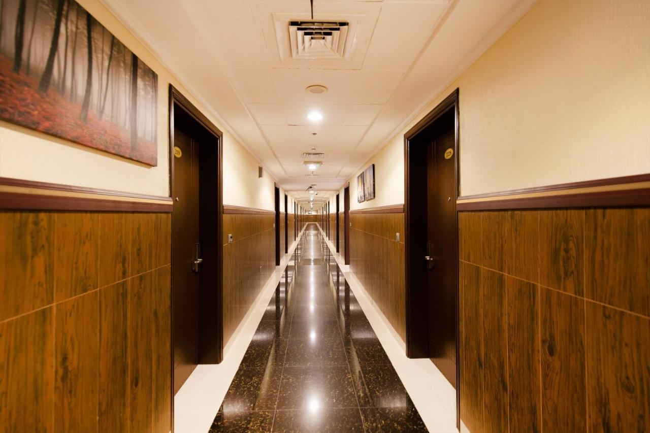 Smana Hotel Al Raffa Dubai Exterior foto